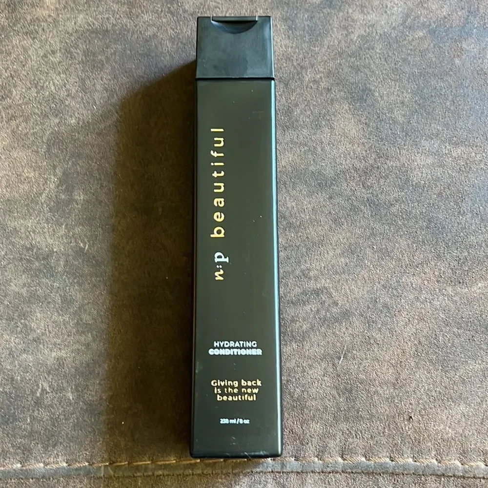 n:philanthropy beautiful‎ Hydrating Conditioner nib